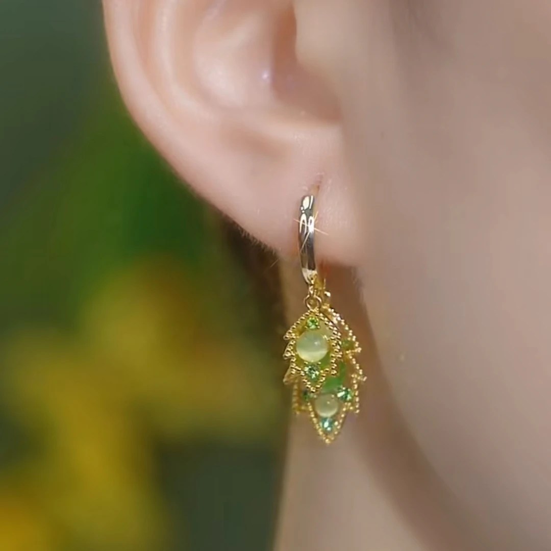 铜合金合成锆石耳饰 绿色金枝玉叶长款小众精致时尚气质百搭耳环