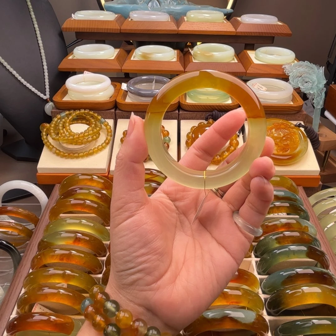 蛇纹石玉未镶嵌手镯56