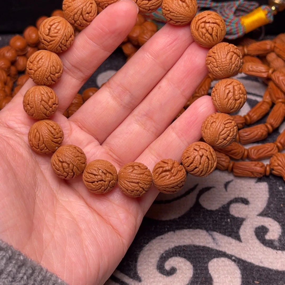 手串桃核龙纹绣球13