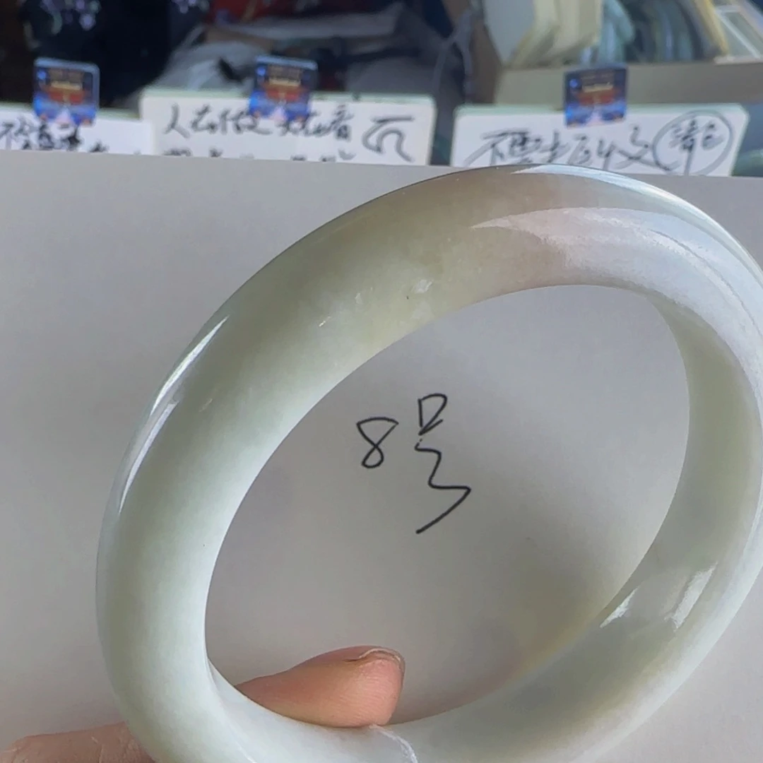 翡翠手镯未镶嵌老坑55圈
