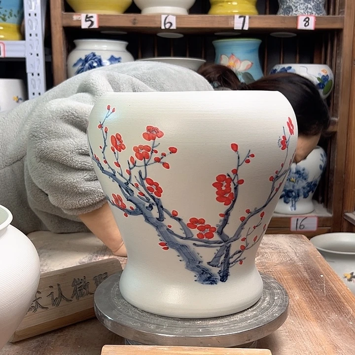 陶鱼尾红梅花陶瓷