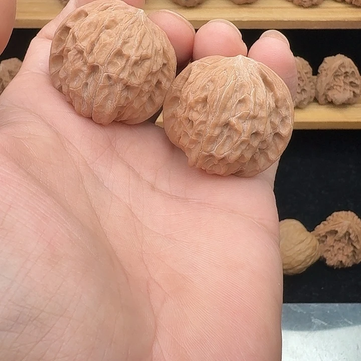 老***呀桃核吊坠野生无药磨盘，38全品