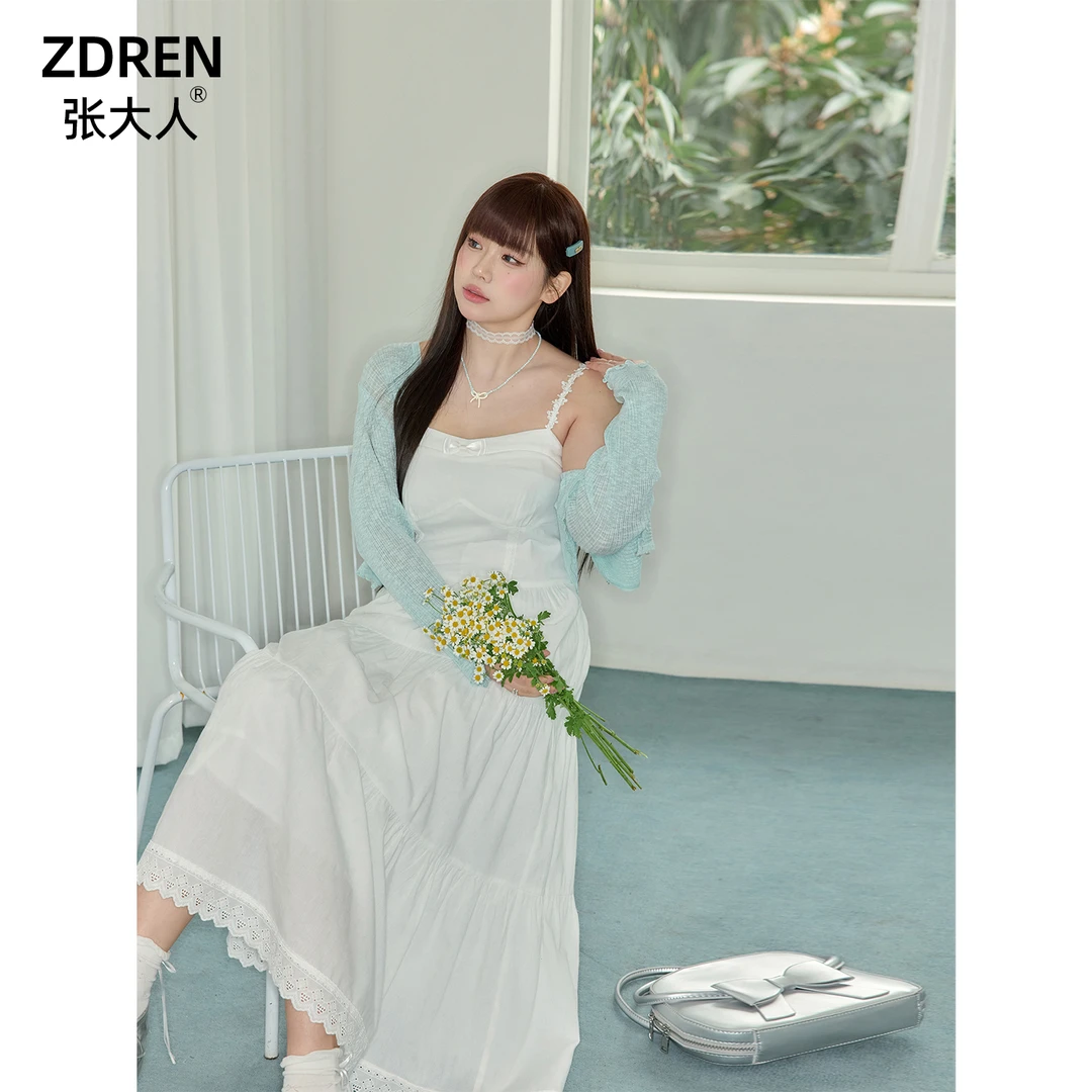 张大人【青柠薄荷】大码女装微胖妹妹刺绣肩带温柔风白色长裙套装