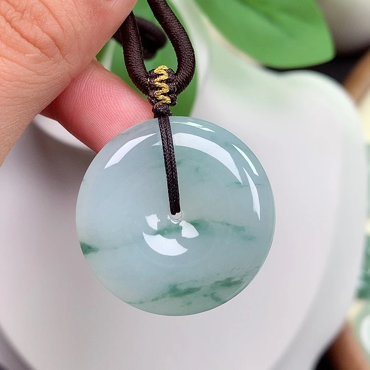 颈饰未镶嵌翡翠平安扣 31.7x6.0mm
