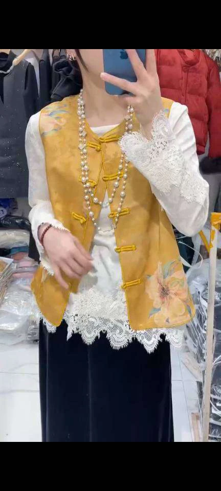 2025春款时尚国风马甲