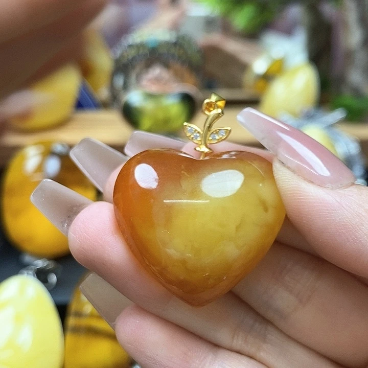 琥珀颈饰银S925镶嵌吊坠