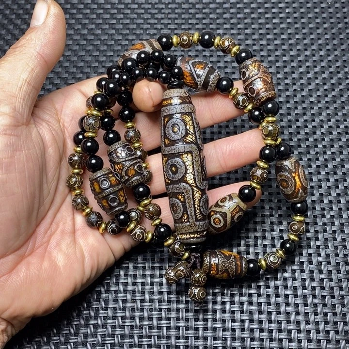 萱***儿玛瑙/玉髓未镶嵌手链