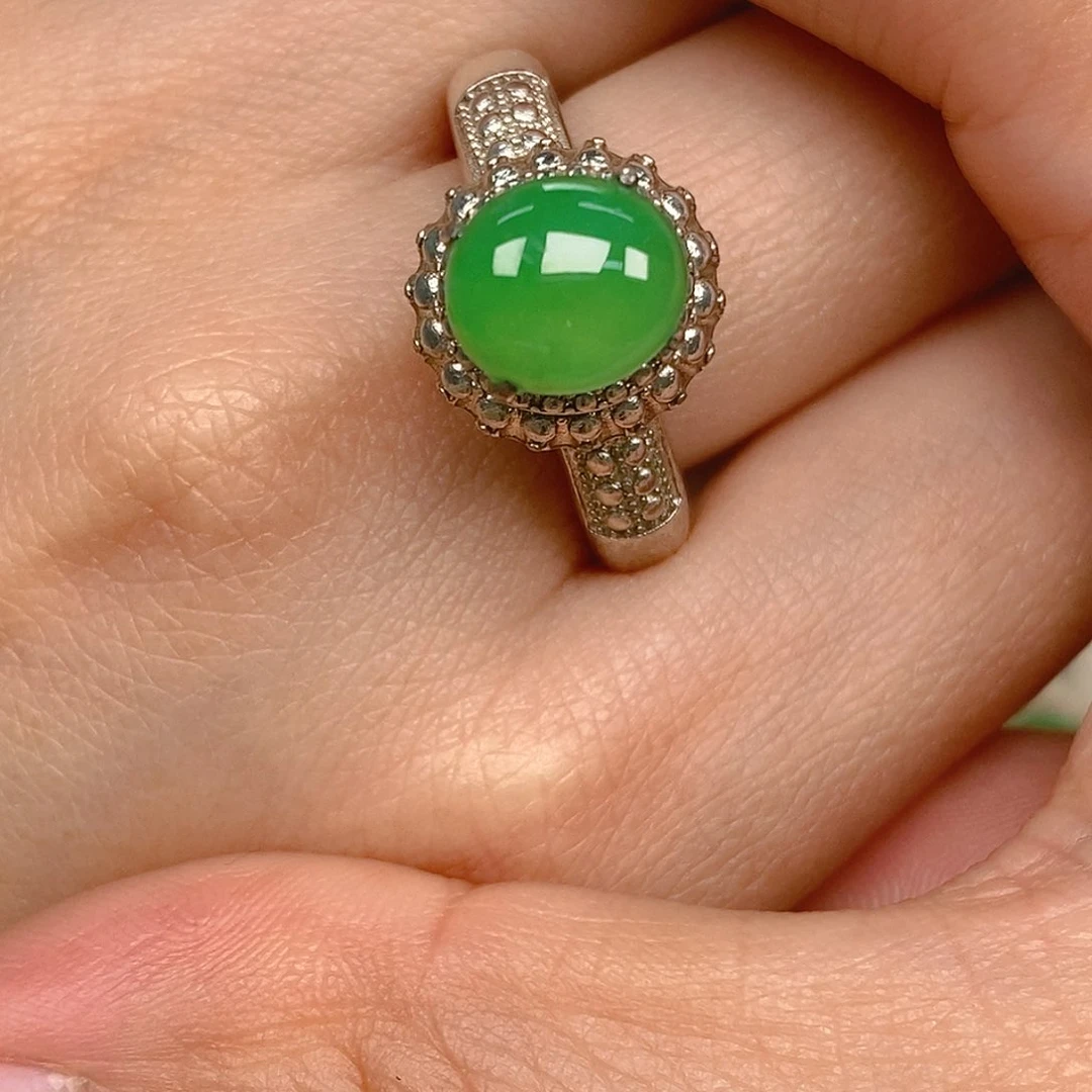 翡翠戒指未镶嵌翡翠