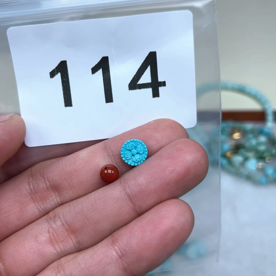 南红玛瑙未镶嵌珠宝奇石