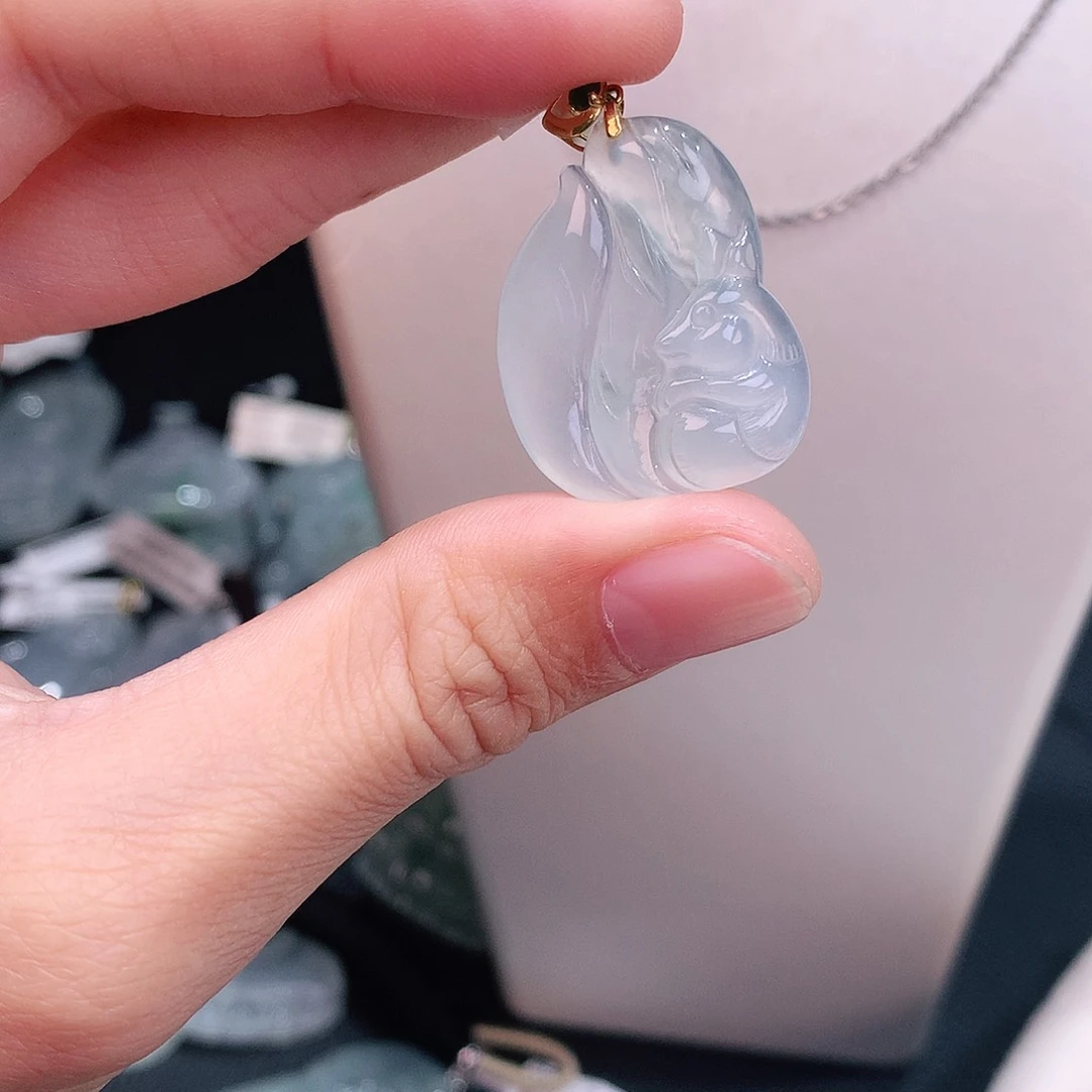 颈饰18K金镶嵌翡翠25.7-20.4-4.6