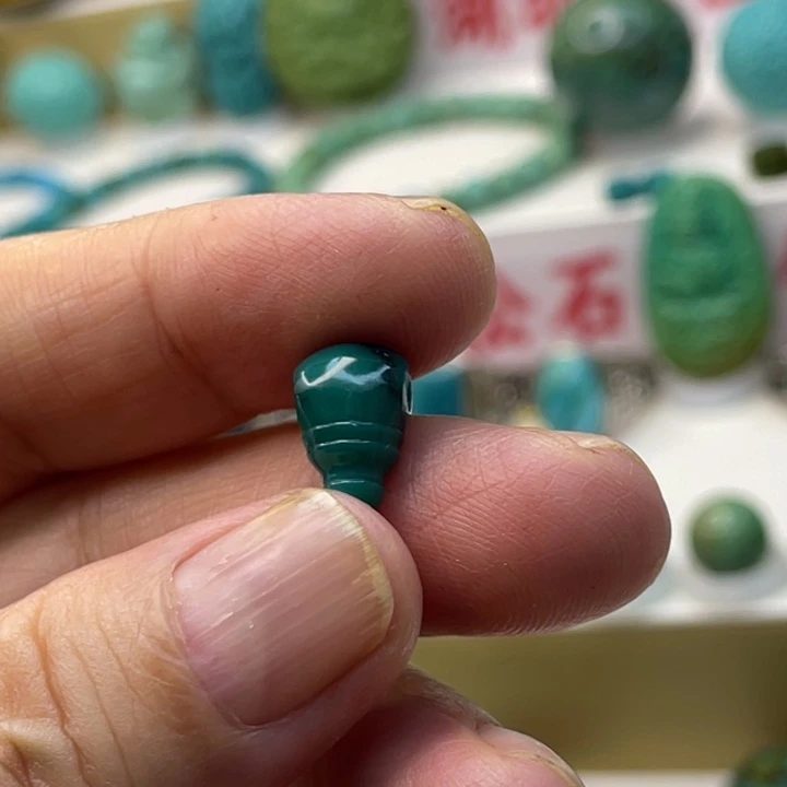 绿松石未镶嵌绿松石饰品