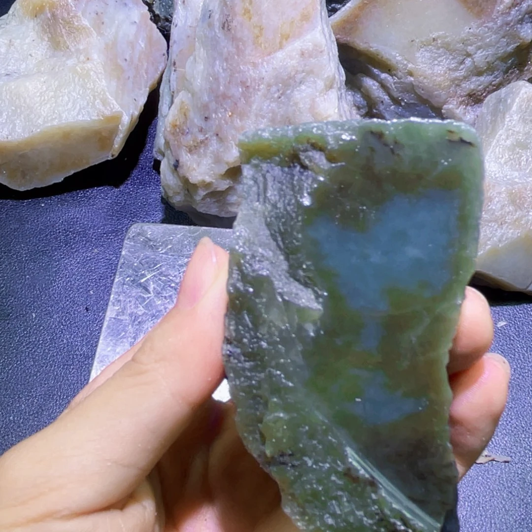未镶嵌和田玉珠宝半成品