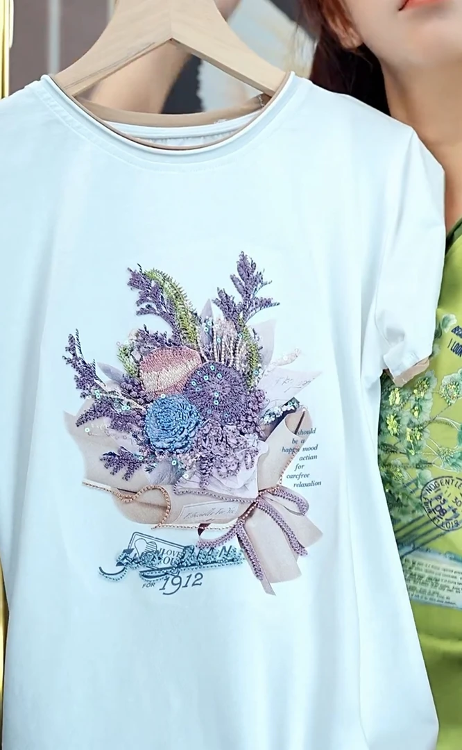 6.25-1 25年新款时尚刺绣洋气上衣