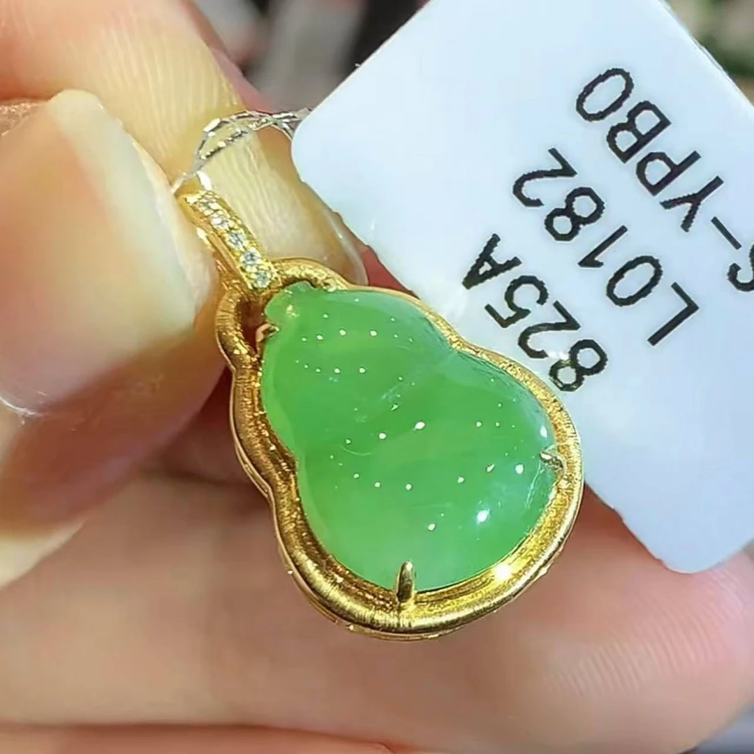 翡翠 18K 缅甸A货翡翠吊坠 L1980 多样性发其一
