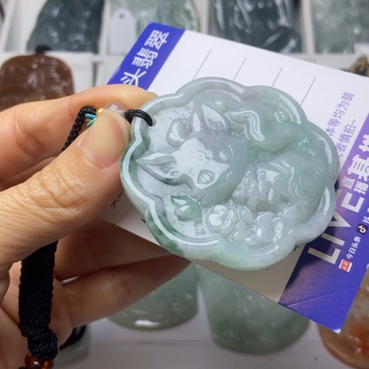 颈饰未镶嵌翡翠翡翠