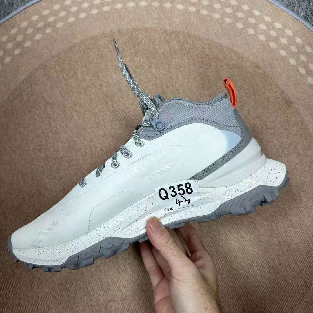 3-新款户外运动百搭休闲鞋 Q358