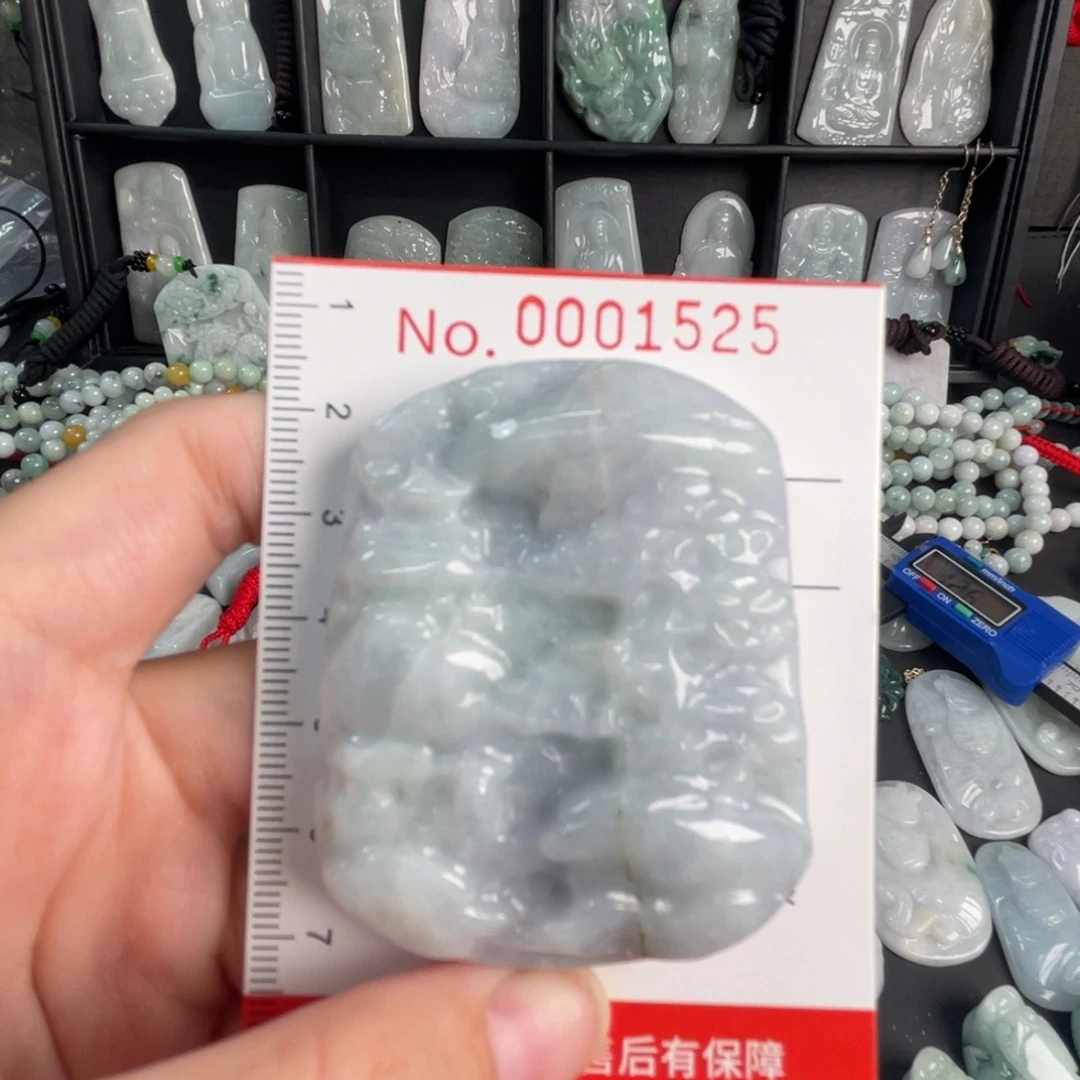 翡翠未镶嵌吊坠(不含链)瑕疵