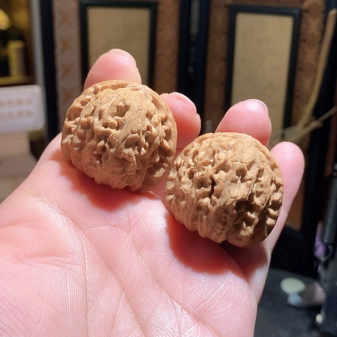 文玩核桃把件37白狮子全品