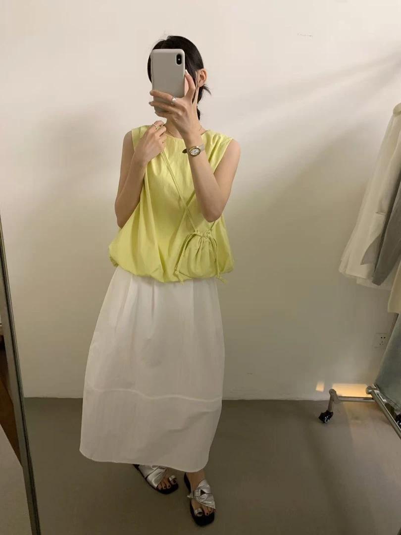 lovely@s9223 韩系温柔风无袖花苞小衫 5-25