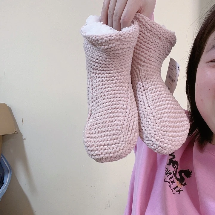 三醋酯纤维Oysho 粉色地板鞋