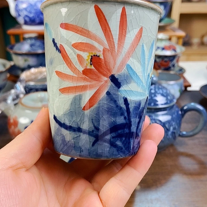瓷片手工制作工艺精湛等