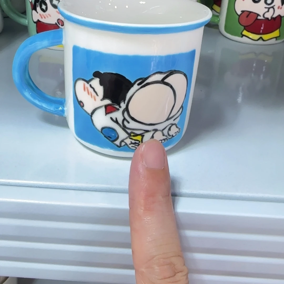 都是釉下彩手绘陶瓷