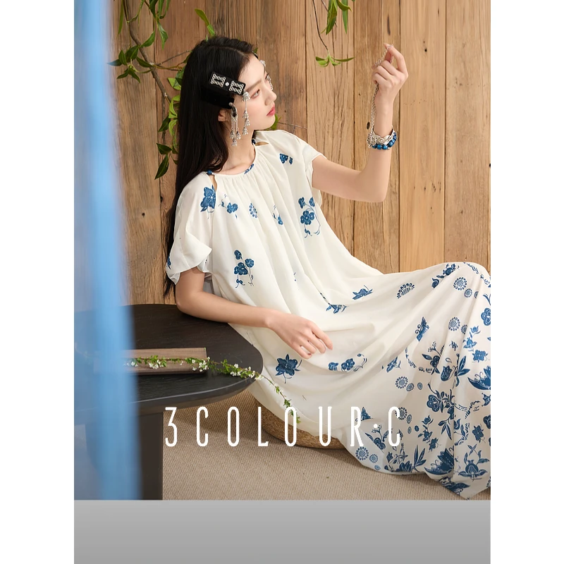 三彩【蓝韵天光】2025春季新款新中式碎花连衣裙镂空宽松长裙女C