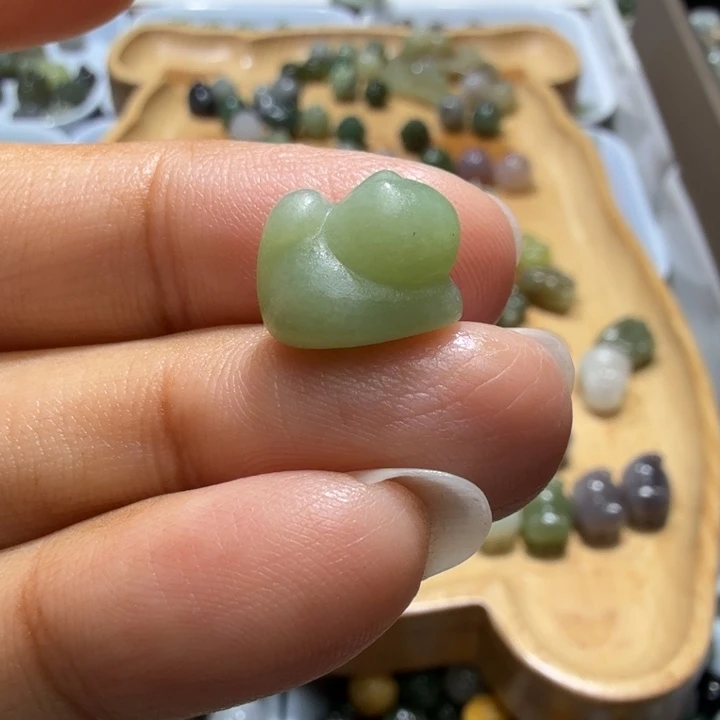 未镶嵌和田玉珠宝半成品