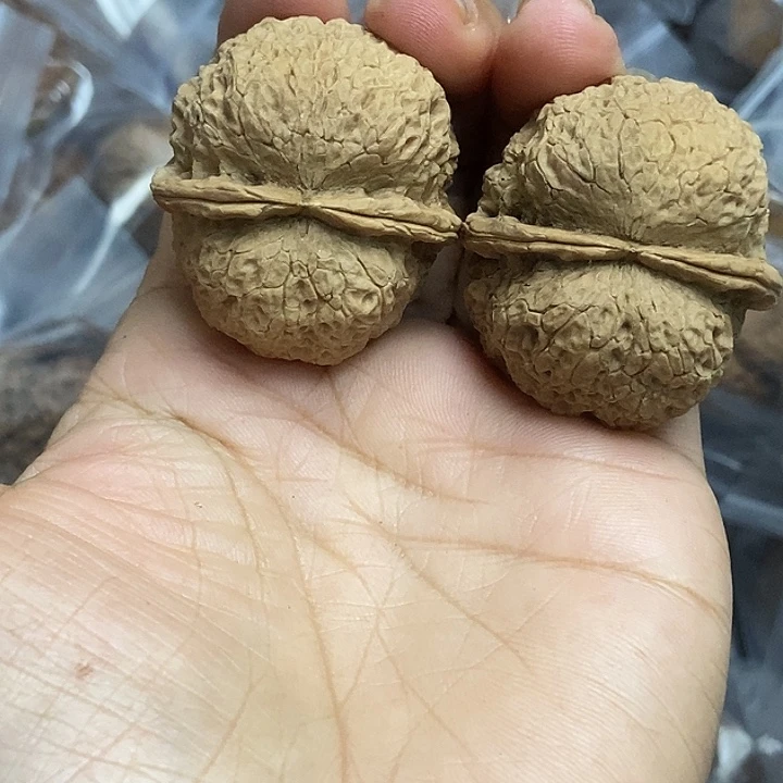 把件文玩核桃云南铁核桃基地11