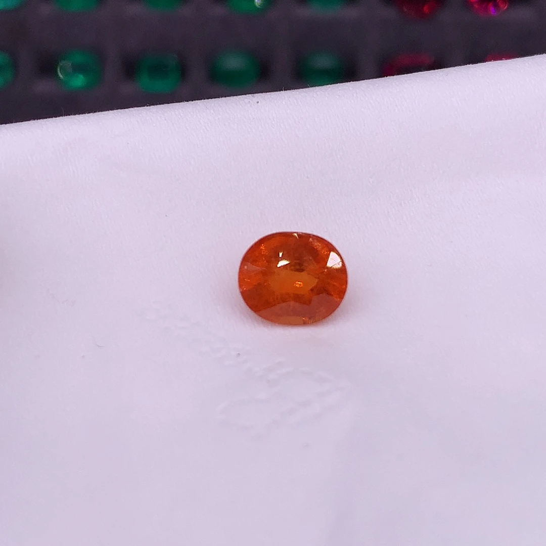 石榴石（芬达石）珠宝半成品未镶嵌9987899988777