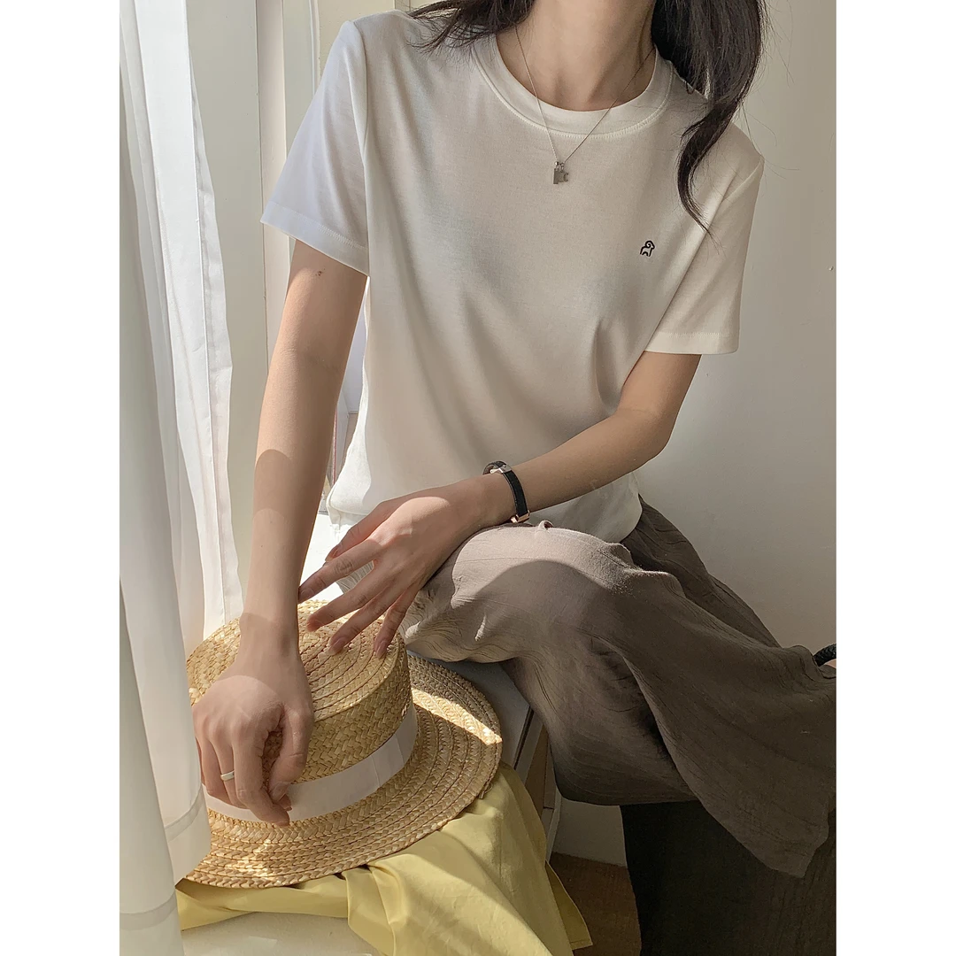 8214#真的好穿到起飞~小羊刺绣短袖T恤