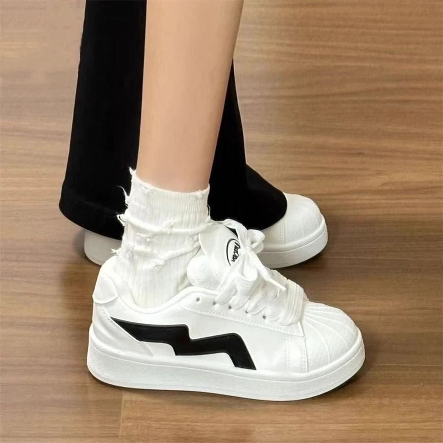 赵露思贝壳头厚底小白鞋女ins潮2025春季新款爆款校园风休闲板鞋