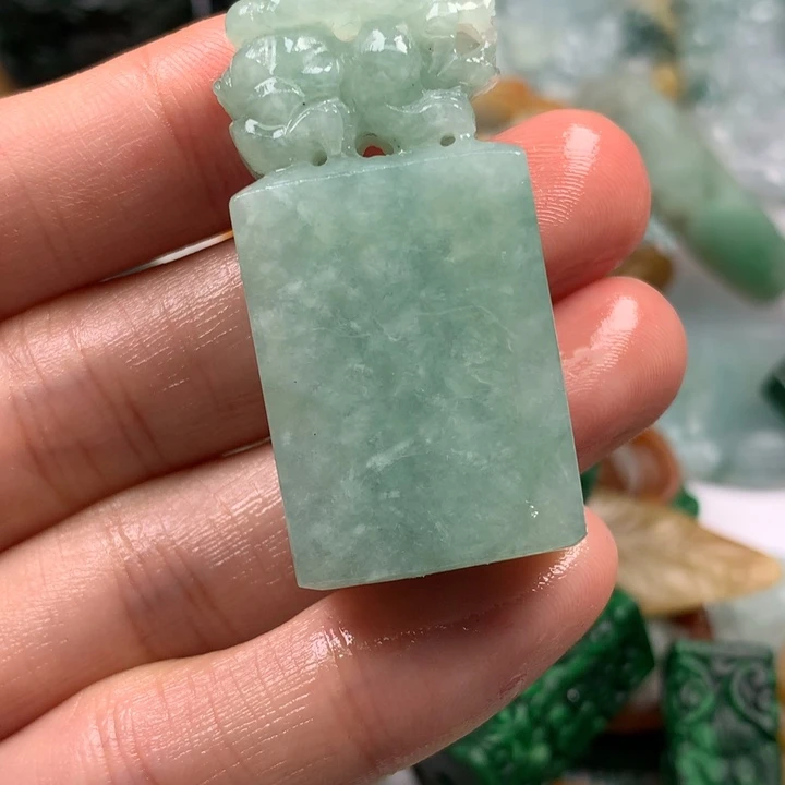 未镶嵌定制翡翠翡翠