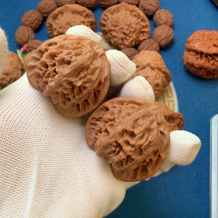 文玩核桃吊坠44尺宫灯