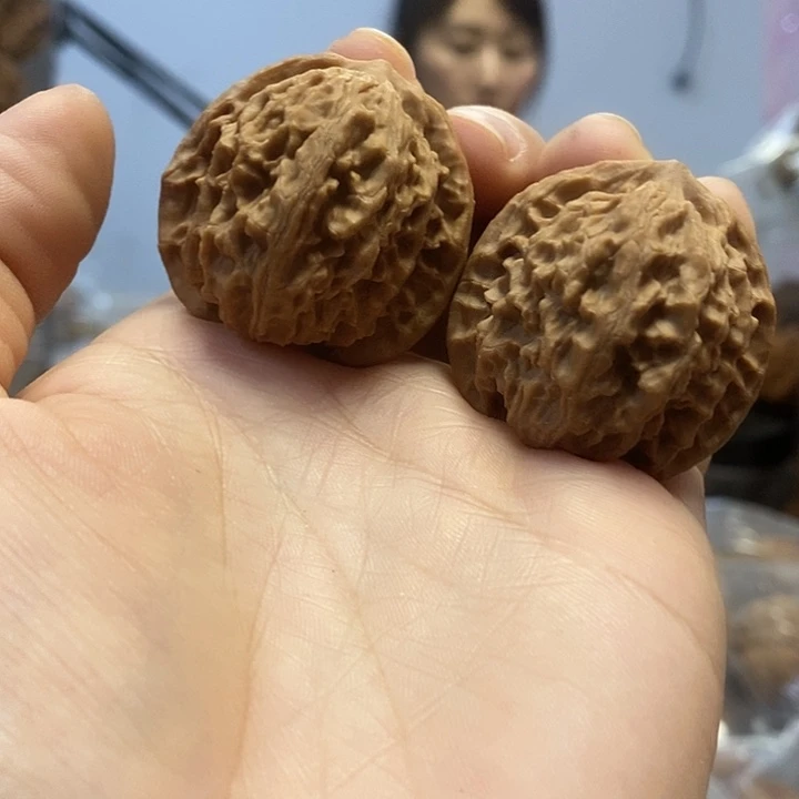 文玩核桃把件36蜡皮黄杆