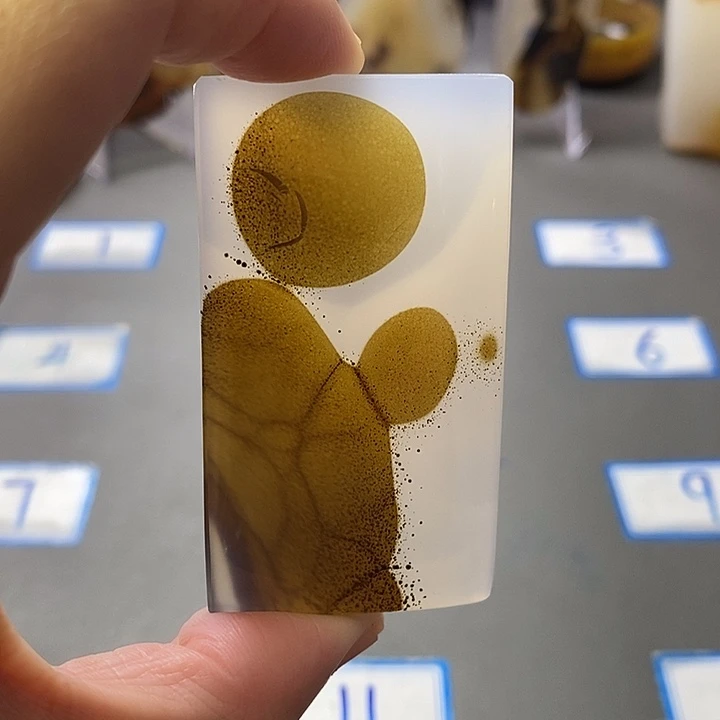 玛瑙/玉髓未镶嵌珠宝半成品