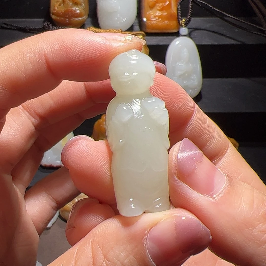 颈饰未镶嵌和田玉