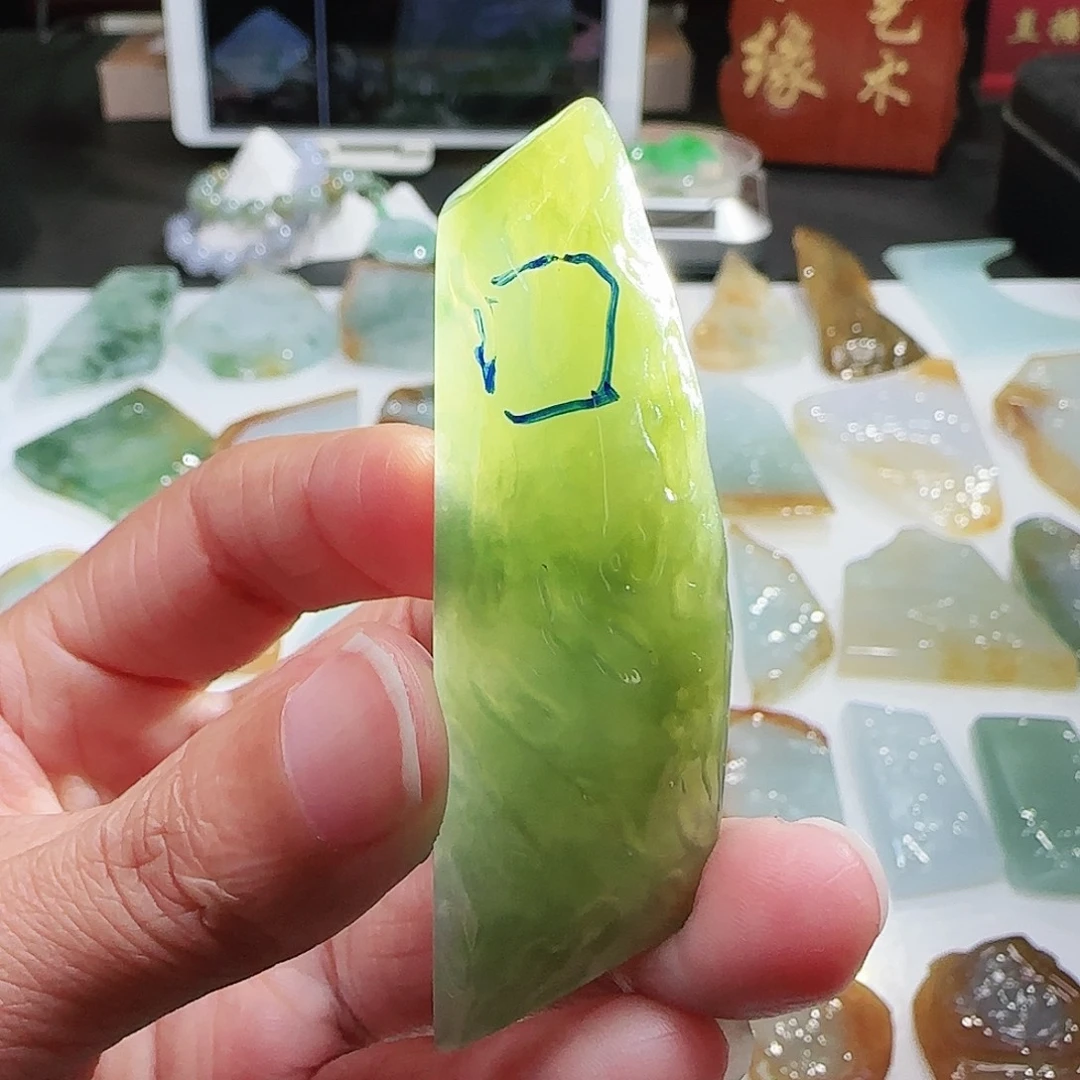 定制翡翠未镶嵌缅甸翡翠挂件