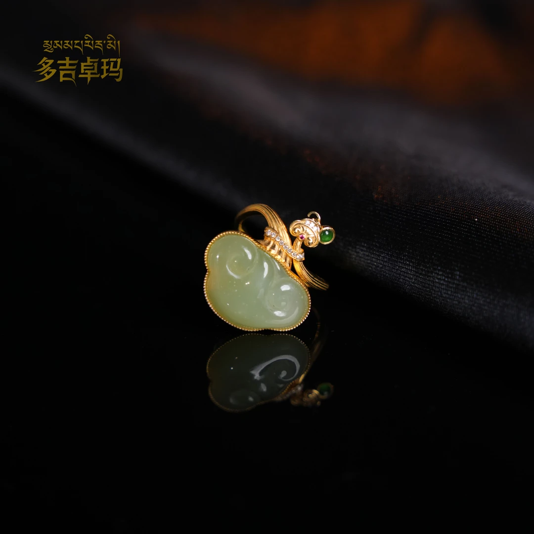 【多吉卓玛】珍品级和田玉18K金翠青戒指