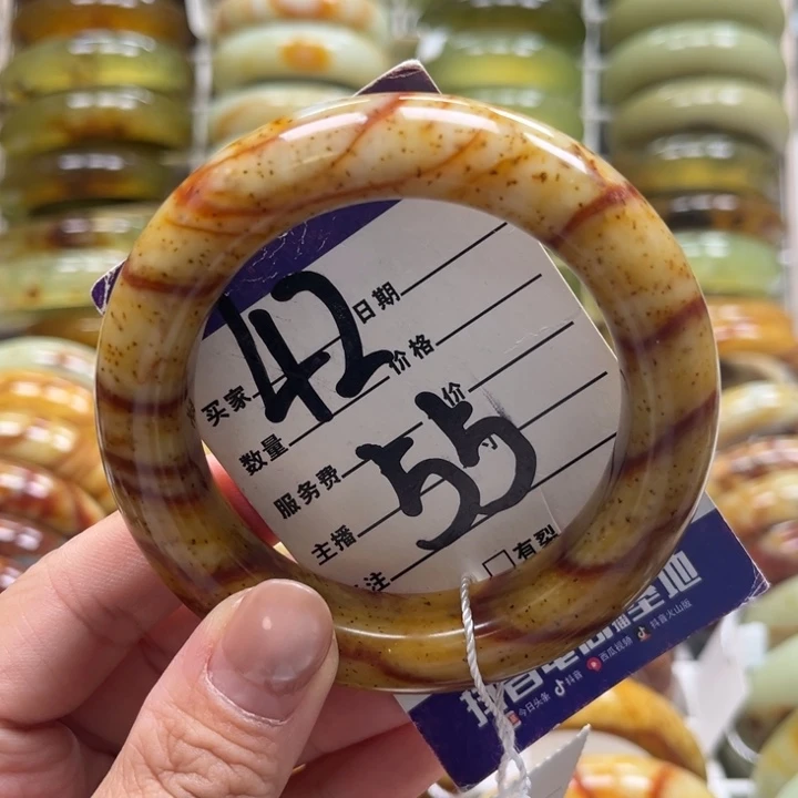 ****蛇纹石玉未镶嵌手镯