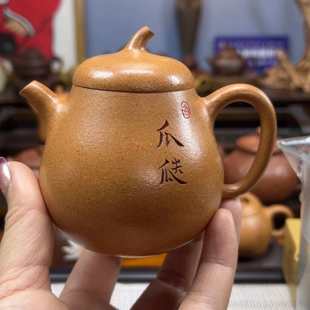 辣**?紫砂茶具半手工制作