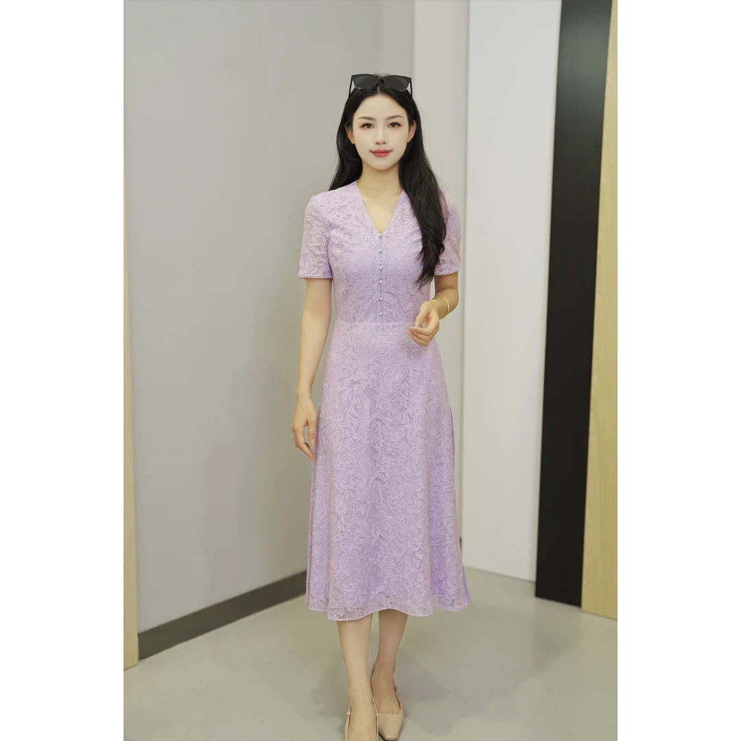 YINER音儿2025夏季新款法式蕾丝重工修身刺绣连衣裙8C65205946