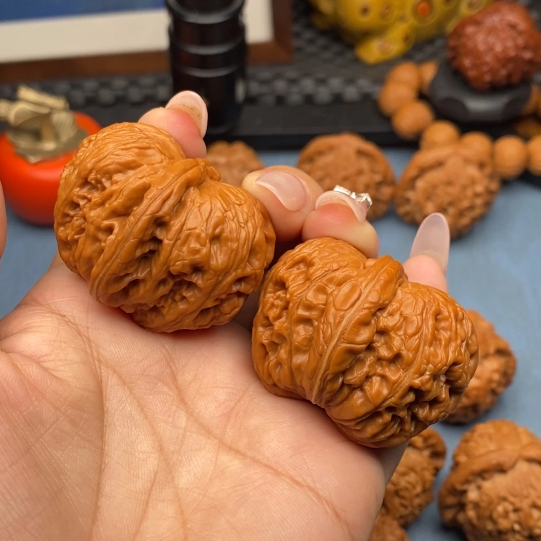 李***兴把件文玩核桃全品元宝43.8尺