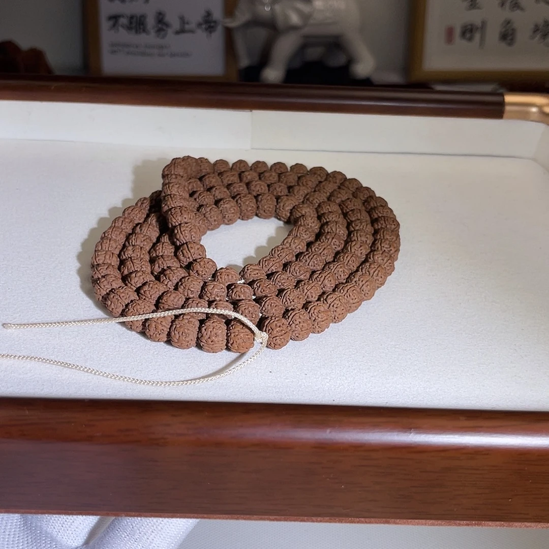 吊坠金刚菩提超头老树王108。 H420