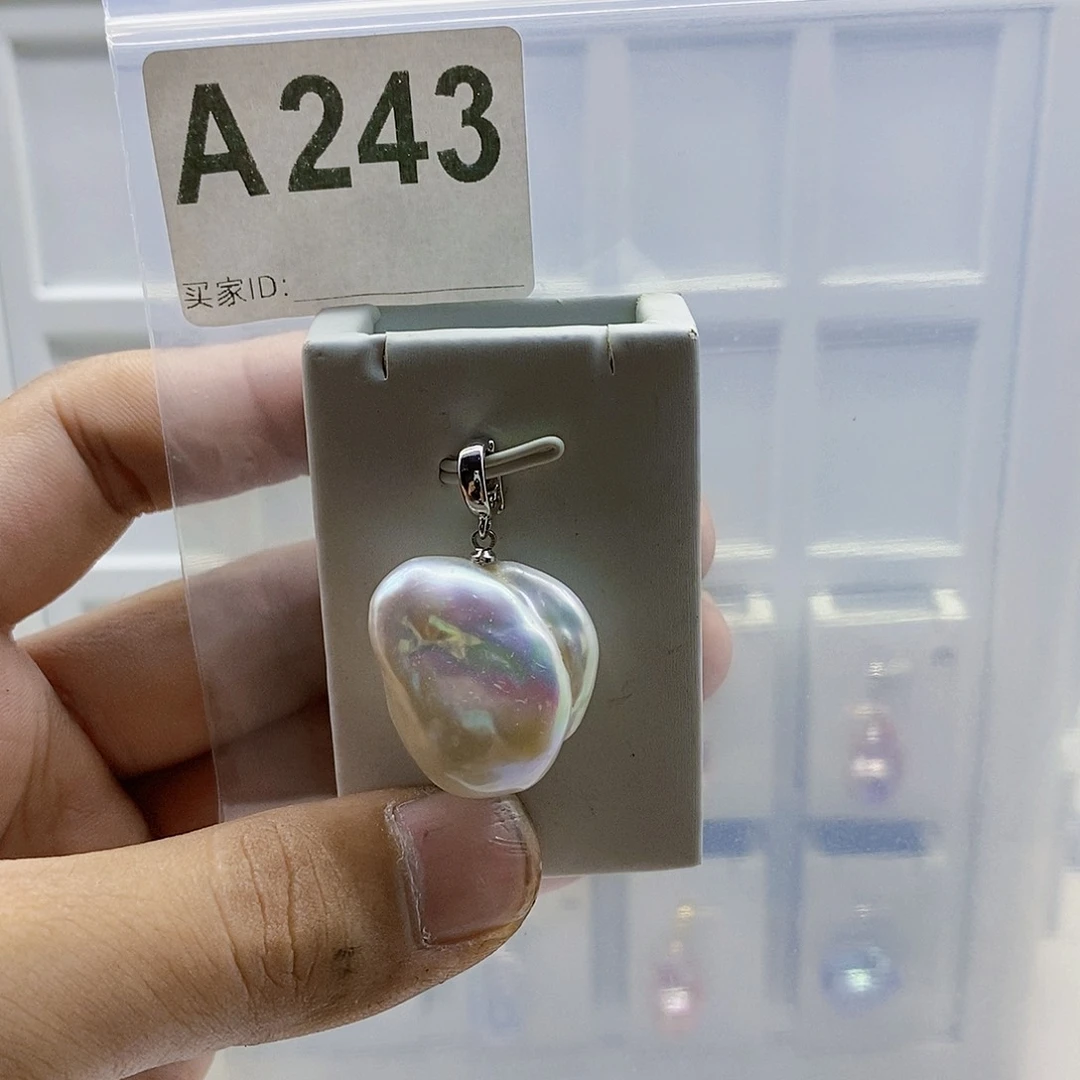 颈饰合金淡水珍珠