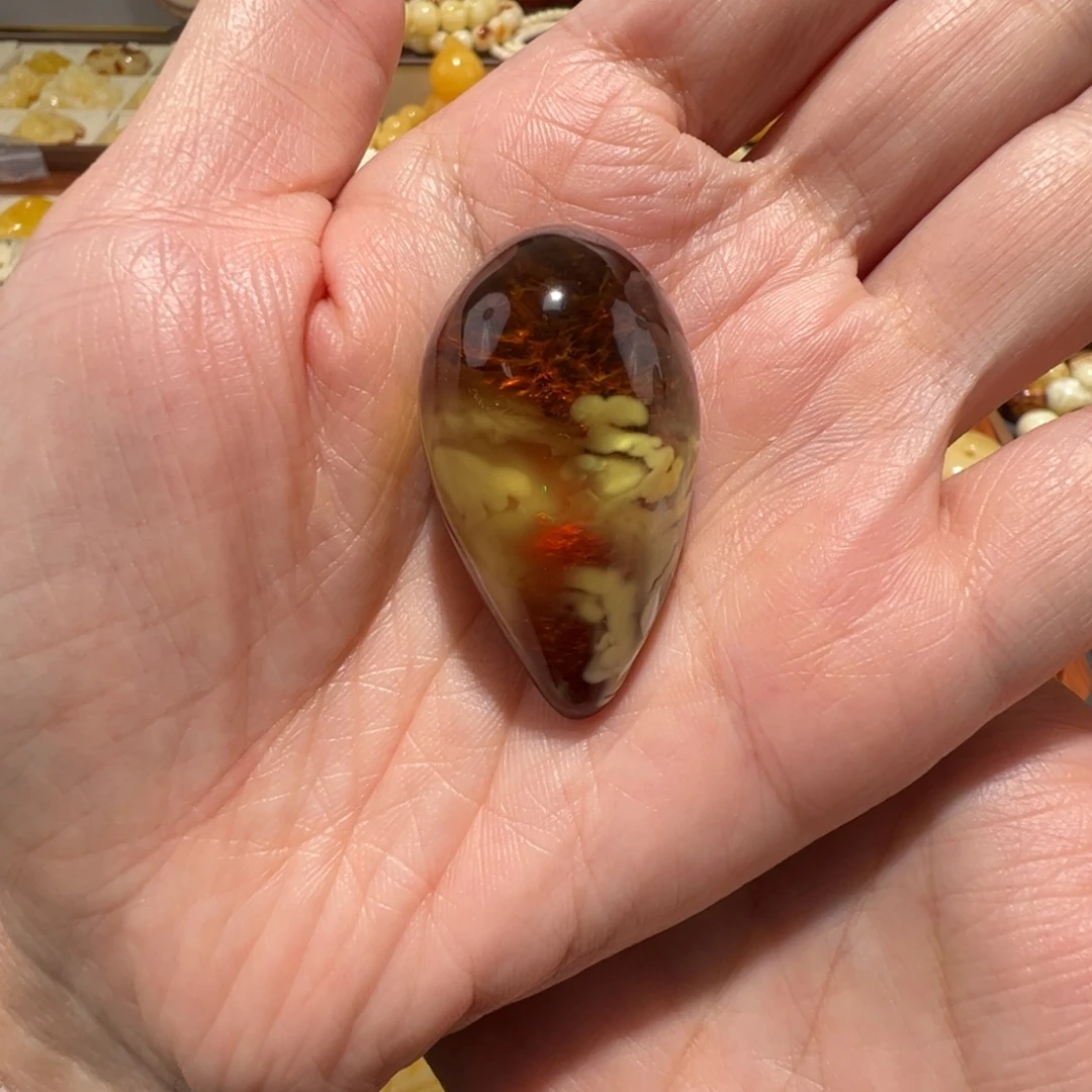 琥珀未镶嵌裸石蜜蜡