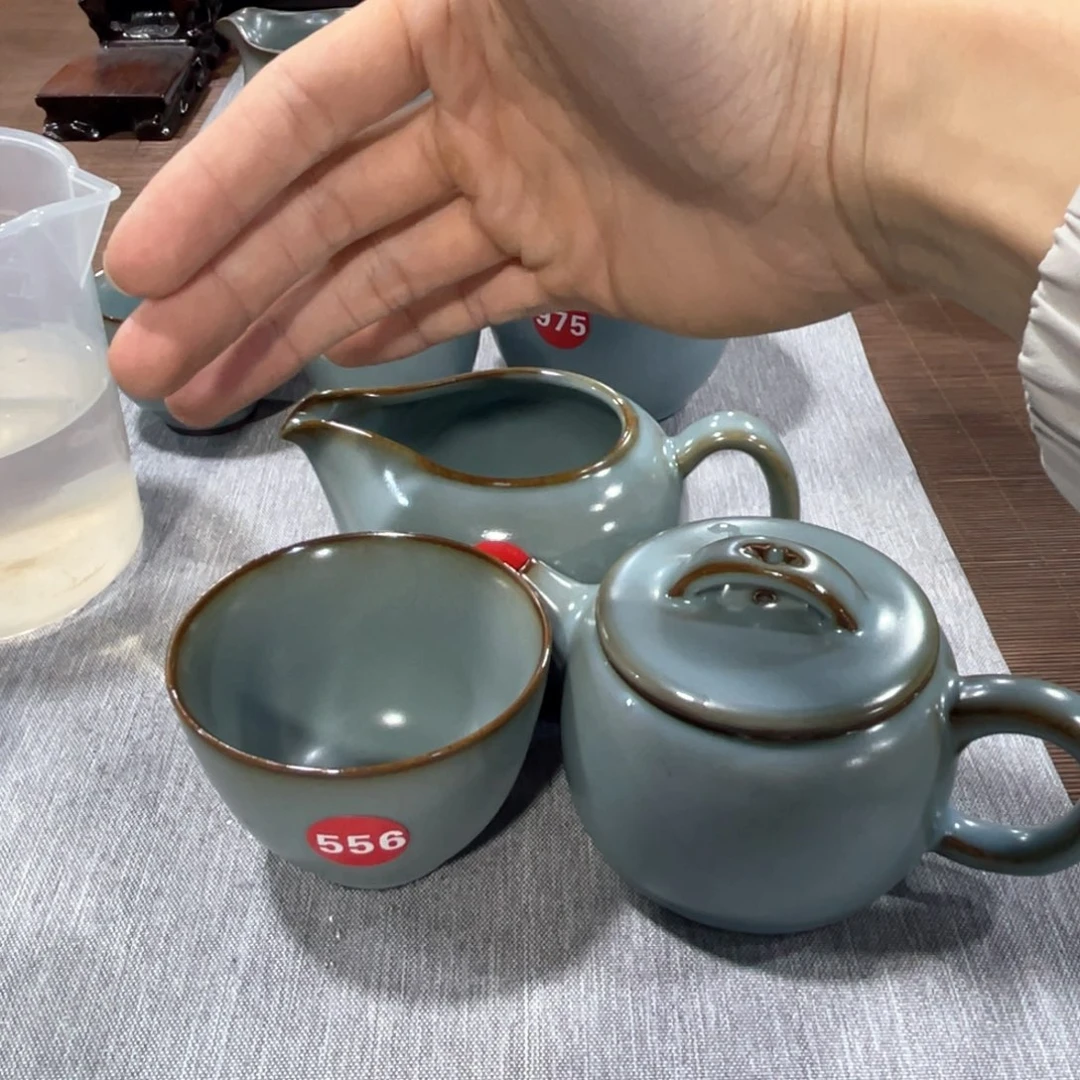 瓷片小微瑕。。。。。。。。。。