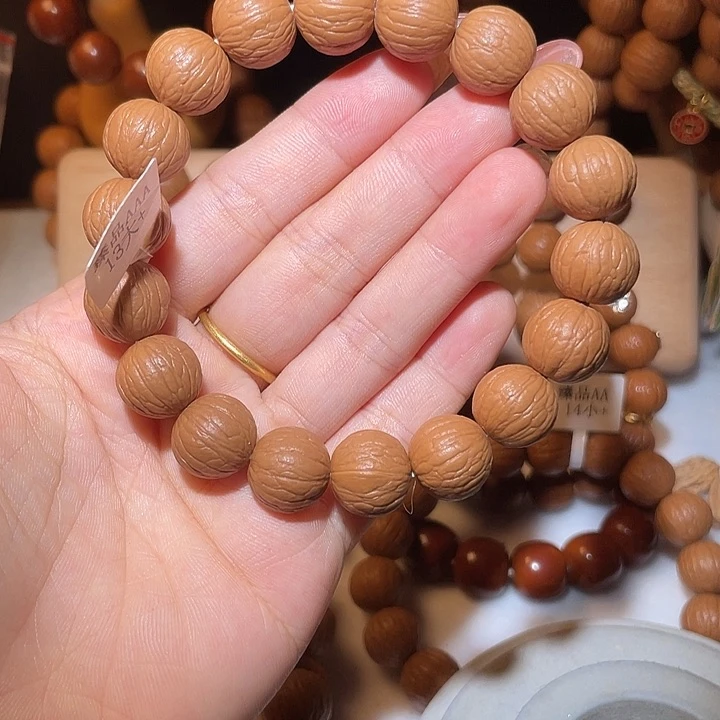 敌***畏猴头核桃吊坠猴头聚宝盆手