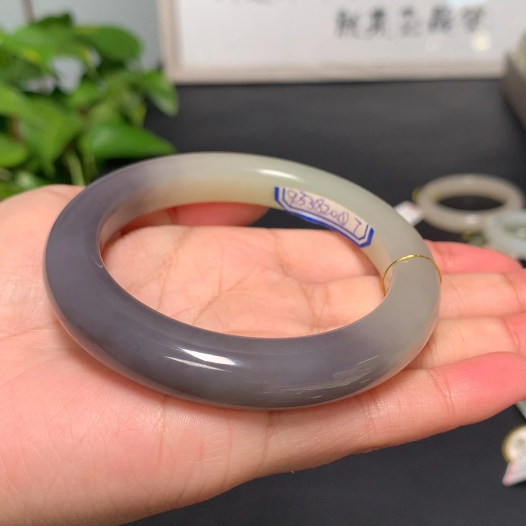 和田玉手镯未镶嵌58