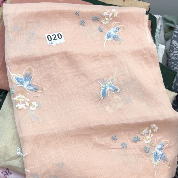 麻020粉色纯苎麻绣花小块 单拍不发